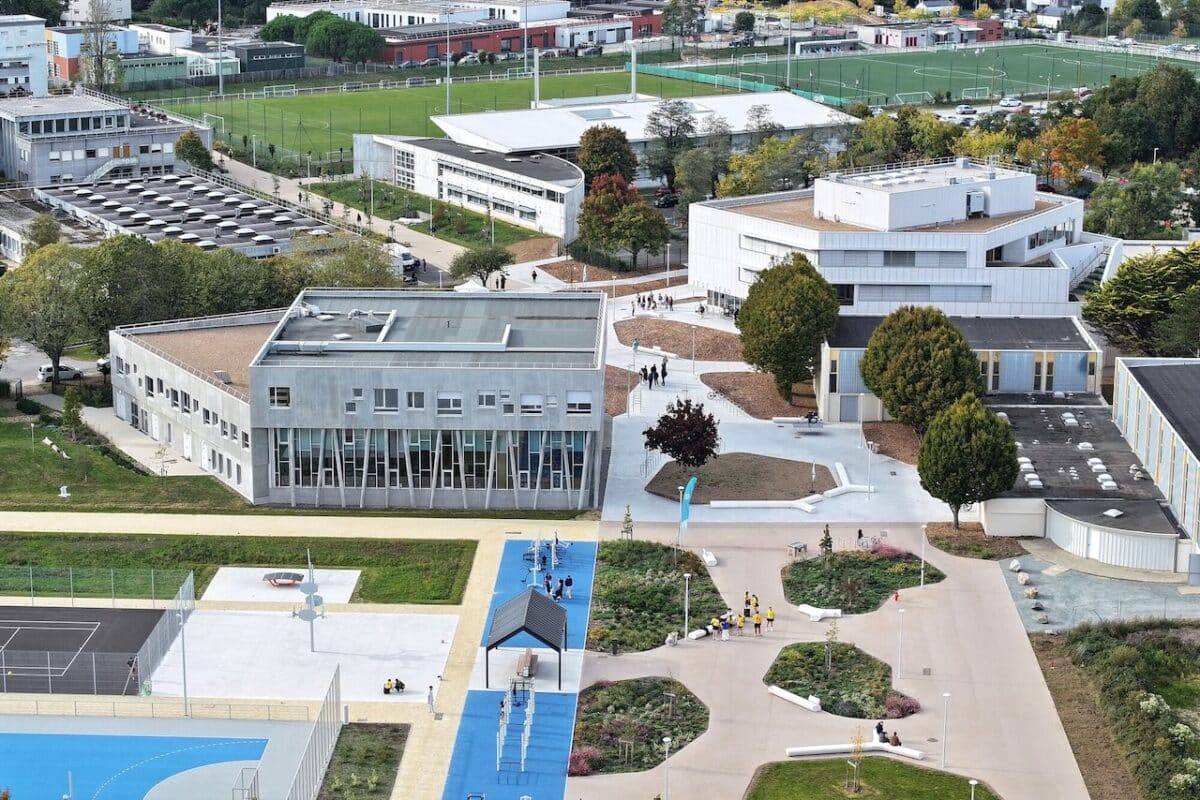 Vue aérienne du campus universitaire d'Heinlex, à Saint-Nazaire